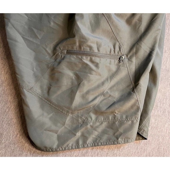 Columbia Mens Omni Shade Casual Shorts Gray Flat Front Pockets Zipper Active 40 - Picture 9 of 10